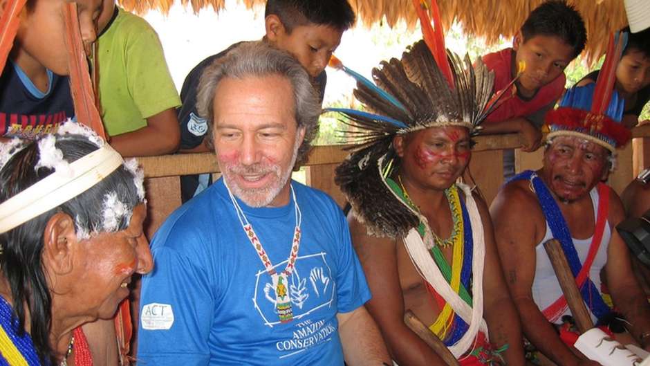 Mark Plotkin trabalha na proteção de índios isolados