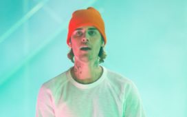 Justin Bieber apresenta o EP gospel "Freedom"