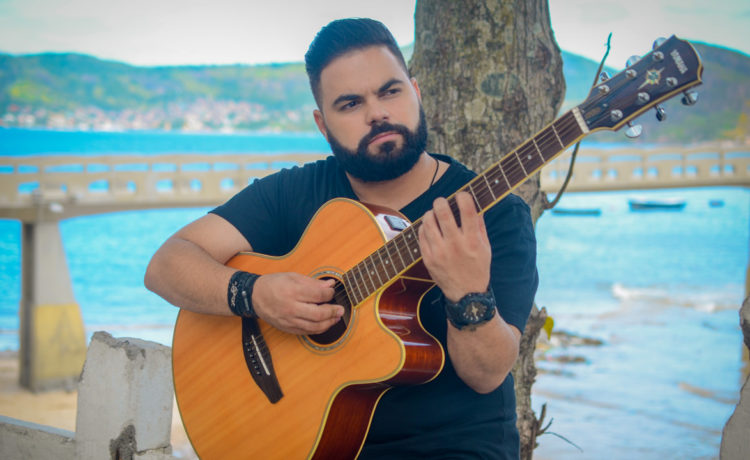 Matheus Gripp lança o single e o lyric video "Viver Por Ti"