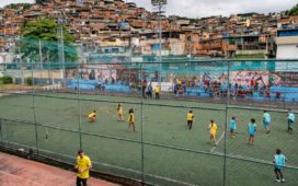 Complexo do Alemão recebe a 1ª edição da Ação Social Esperança Rio