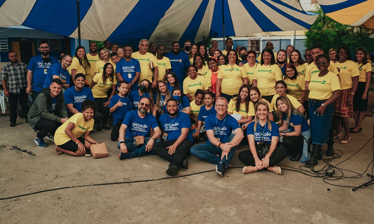 Complexo do Alemão recebe a 1ª edição da Ação Social Esperança Rio