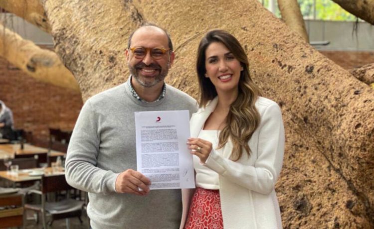 Patrícia Romania assina contrato com a gigante Sony Music